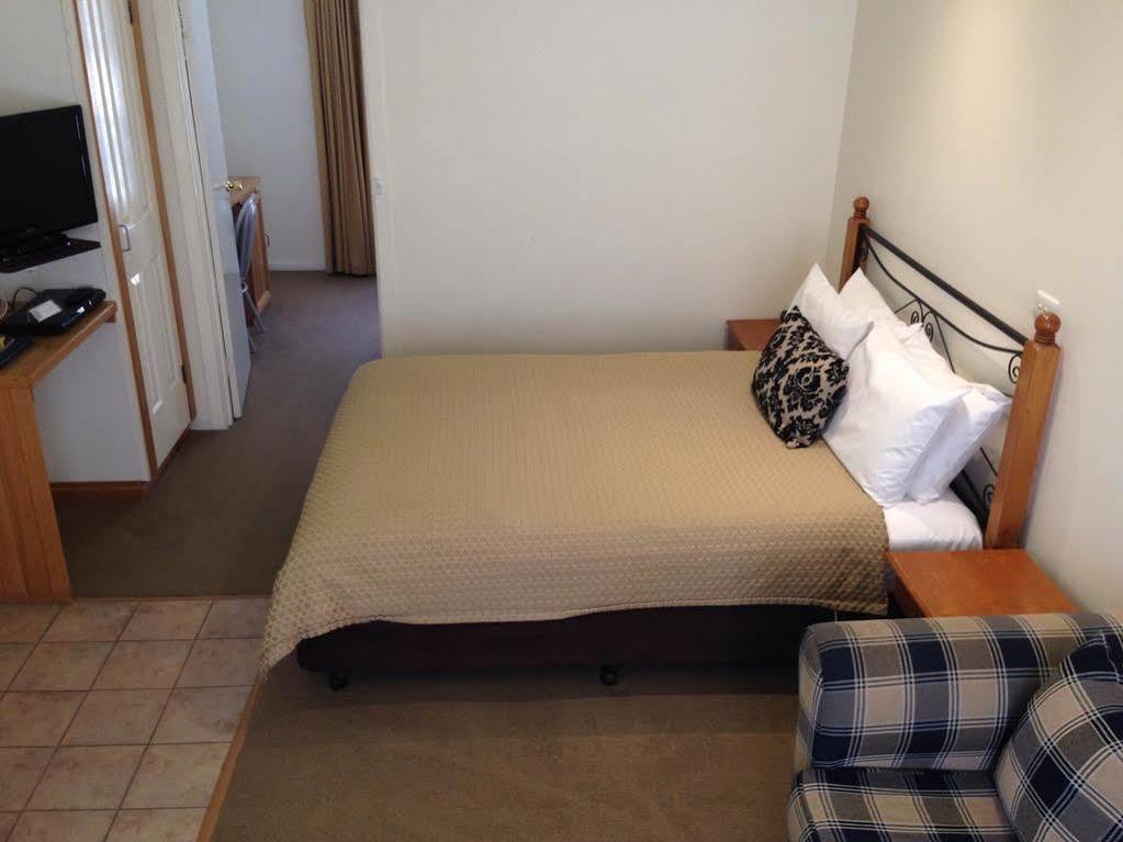 Bright Avenue Motor Inn מראה חיצוני תמונה